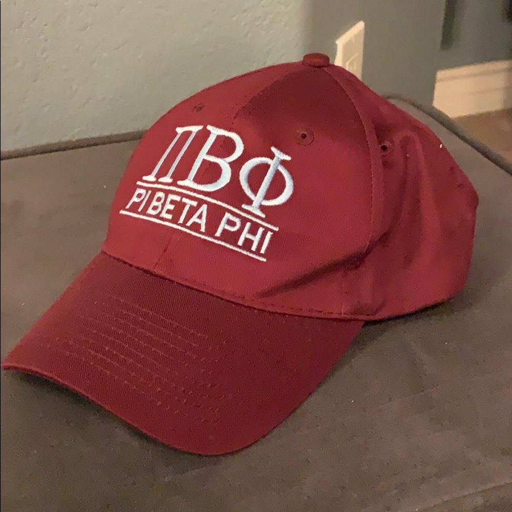 Phi Beta Phi hat